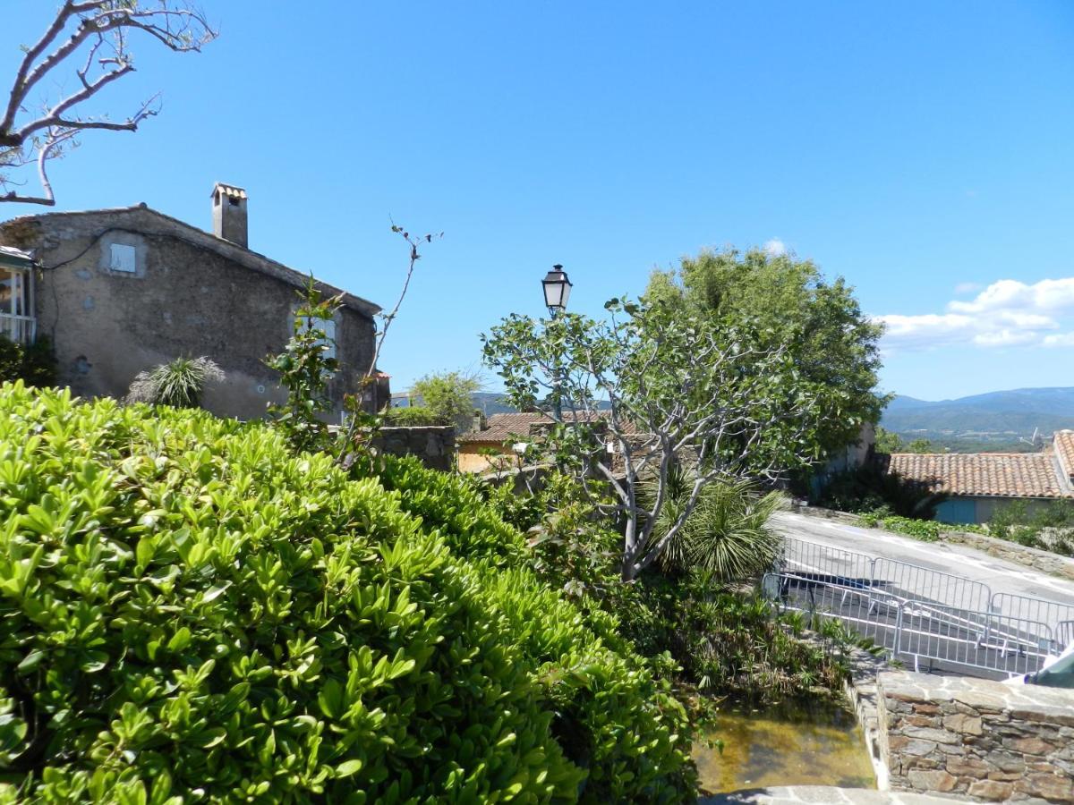 La Comète Gassin Esterno foto